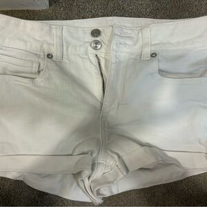American Eagle Women’s White Denim Shorts